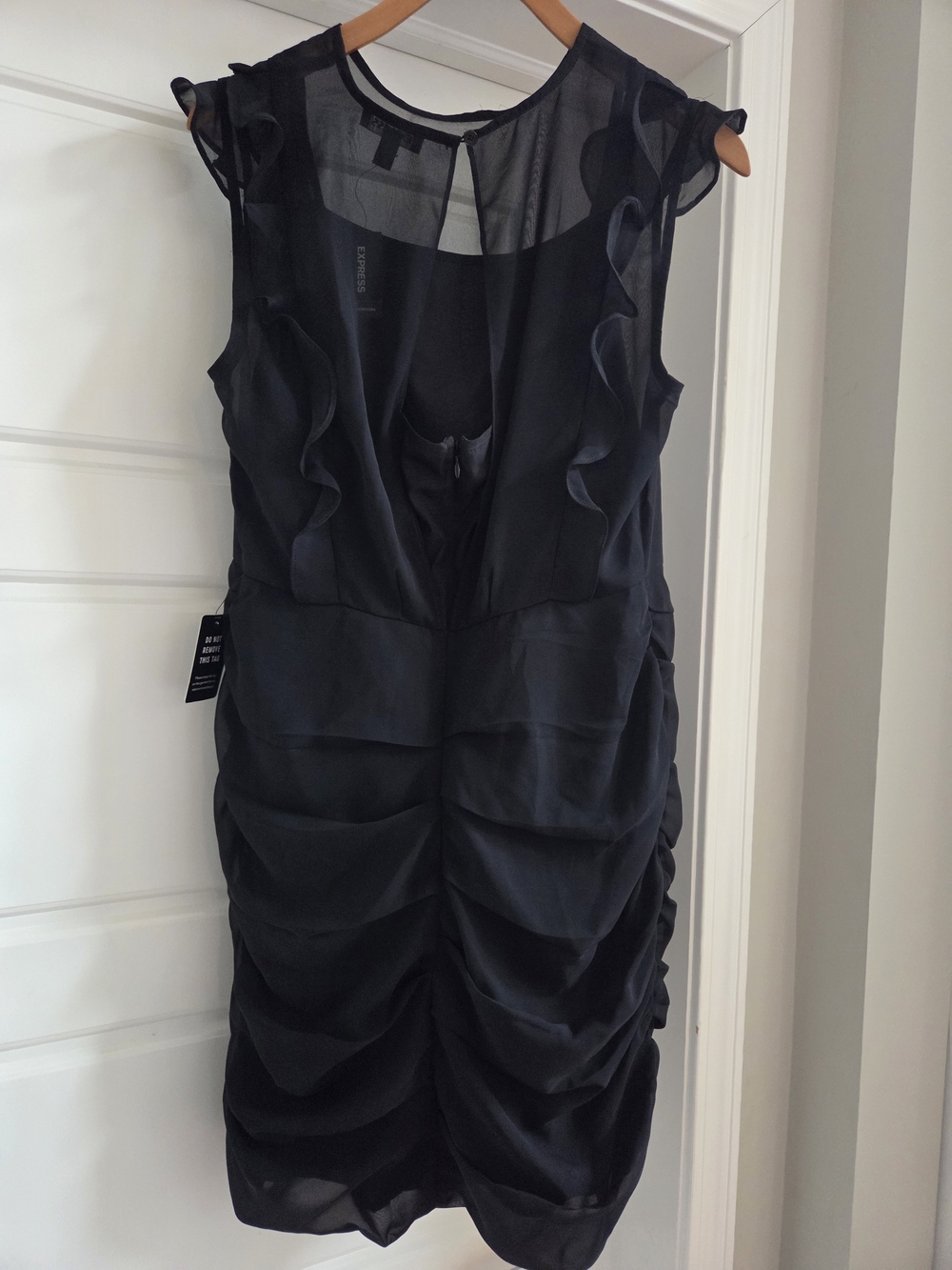 Express Black Ruched Ruffle Sheath Mini Dress NWT Size M - Picture 3 of 9